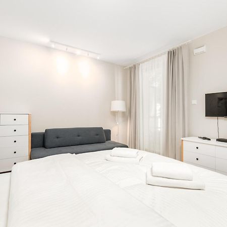Apartament Solidarnosci By Your Freedom Varsó Kültér fotó
